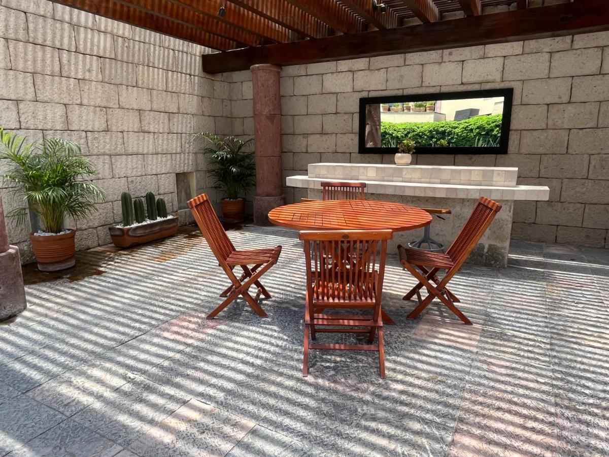Cousy Condo In The Historic Center Of San Miguel De Allende, Incredible View, Pool, Bbq, 3 Blocks From The Main Parish San Miguel de Allende Exterior photo
