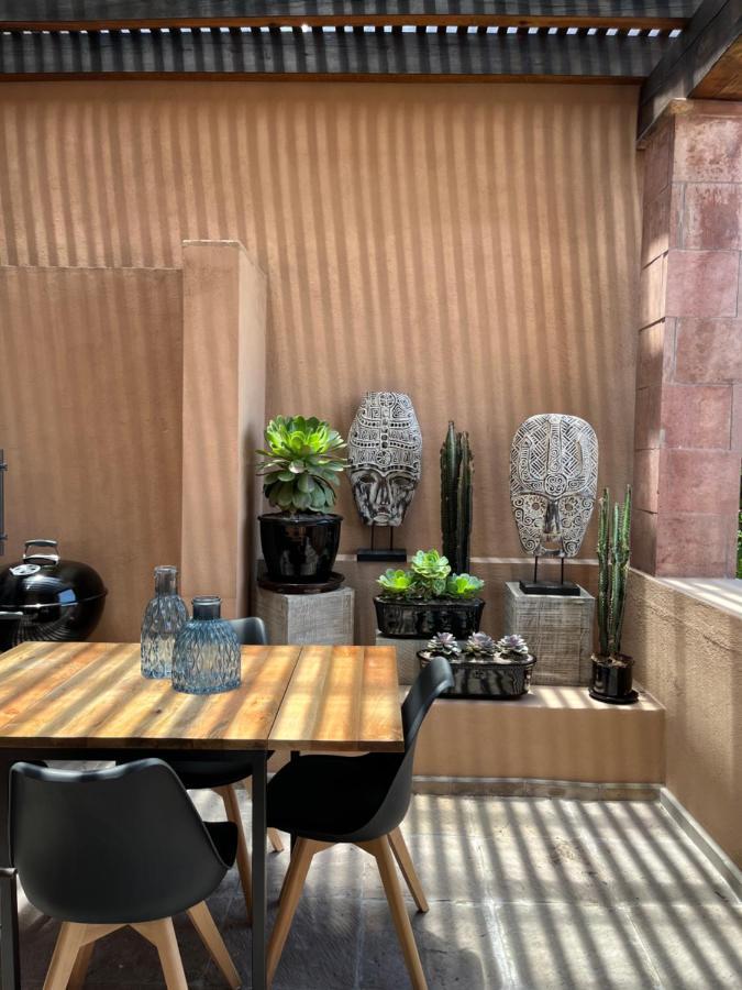 Cousy Condo In The Historic Center Of San Miguel De Allende, Incredible View, Pool, Bbq, 3 Blocks From The Main Parish San Miguel de Allende Exterior photo