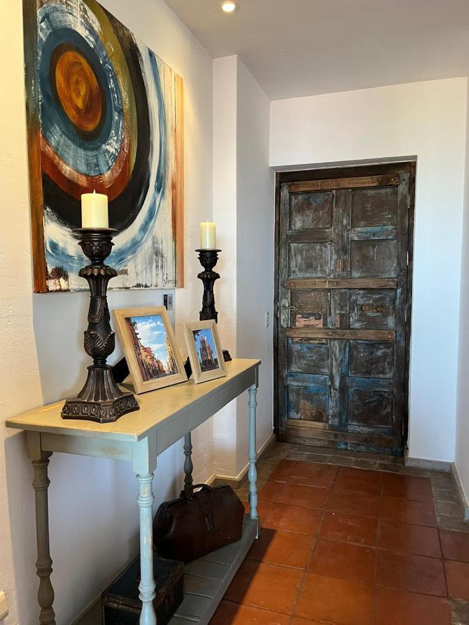 Cousy Condo In The Historic Center Of San Miguel De Allende, Incredible View, Pool, Bbq, 3 Blocks From The Main Parish San Miguel de Allende Exterior photo