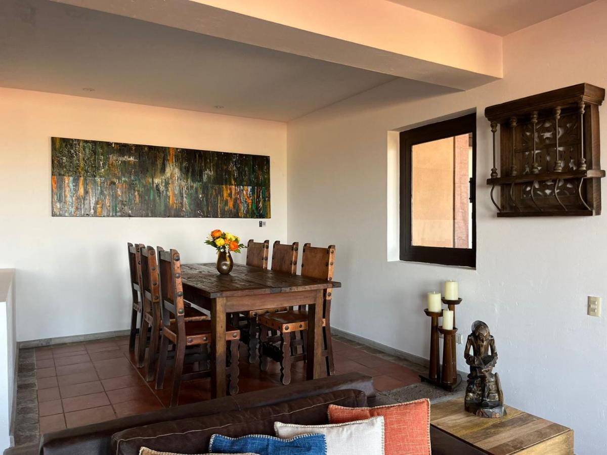 Cousy Condo In The Historic Center Of San Miguel De Allende, Incredible View, Pool, Bbq, 3 Blocks From The Main Parish San Miguel de Allende Exterior photo
