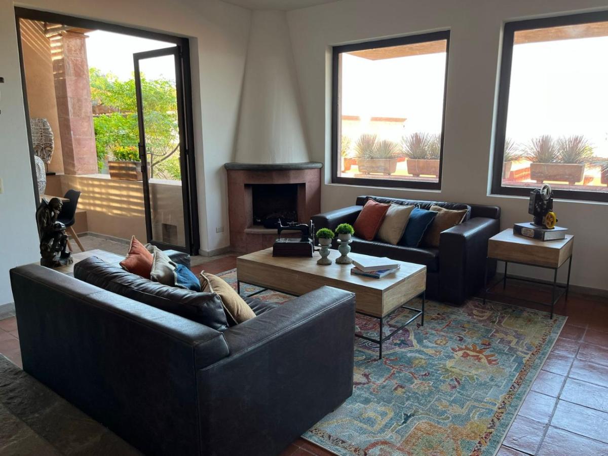 Cousy Condo In The Historic Center Of San Miguel De Allende, Incredible View, Pool, Bbq, 3 Blocks From The Main Parish San Miguel de Allende Exterior photo