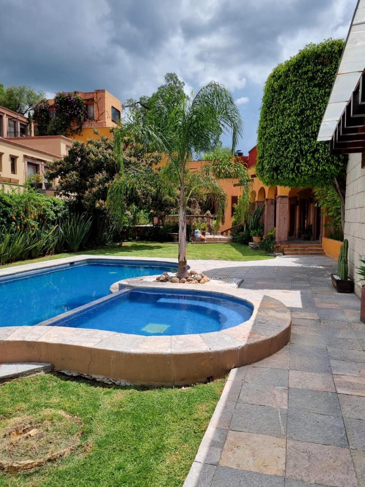Cousy Condo In The Historic Center Of San Miguel De Allende, Incredible View, Pool, Bbq, 3 Blocks From The Main Parish San Miguel de Allende Exterior photo