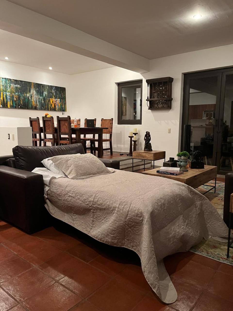Cousy Condo In The Historic Center Of San Miguel De Allende, Incredible View, Pool, Bbq, 3 Blocks From The Main Parish San Miguel de Allende Exterior photo